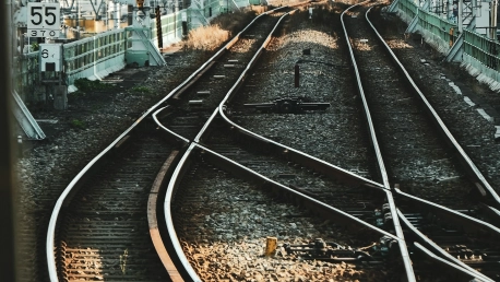 Railways Rise as Reliable Alternative Amid Global Shipping Crises