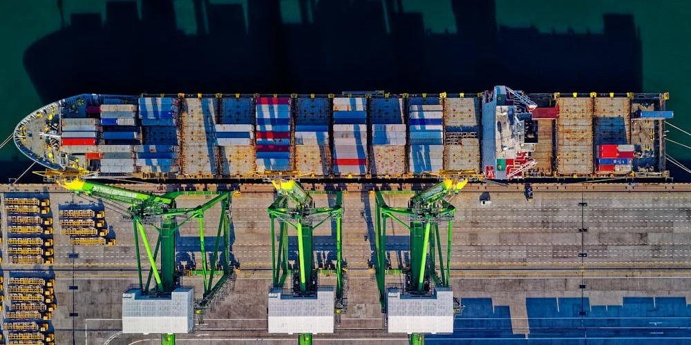 Why is Peninsula Expanding Operations to Abu Dhabi and JebelAli Ports